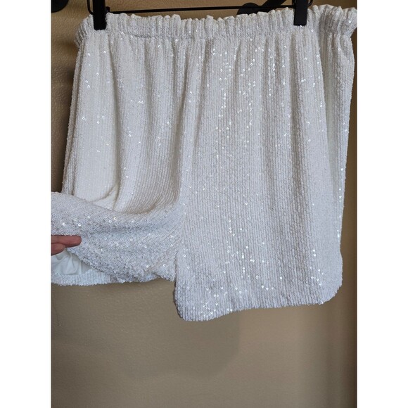 TRINA TURK SWIM White ldol Sequin Cover-Up Shorts With Pockets size XL - Picture 2 of 9